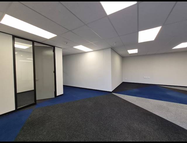 181M² OFFICE TO LET IN MELROSE ESTATE